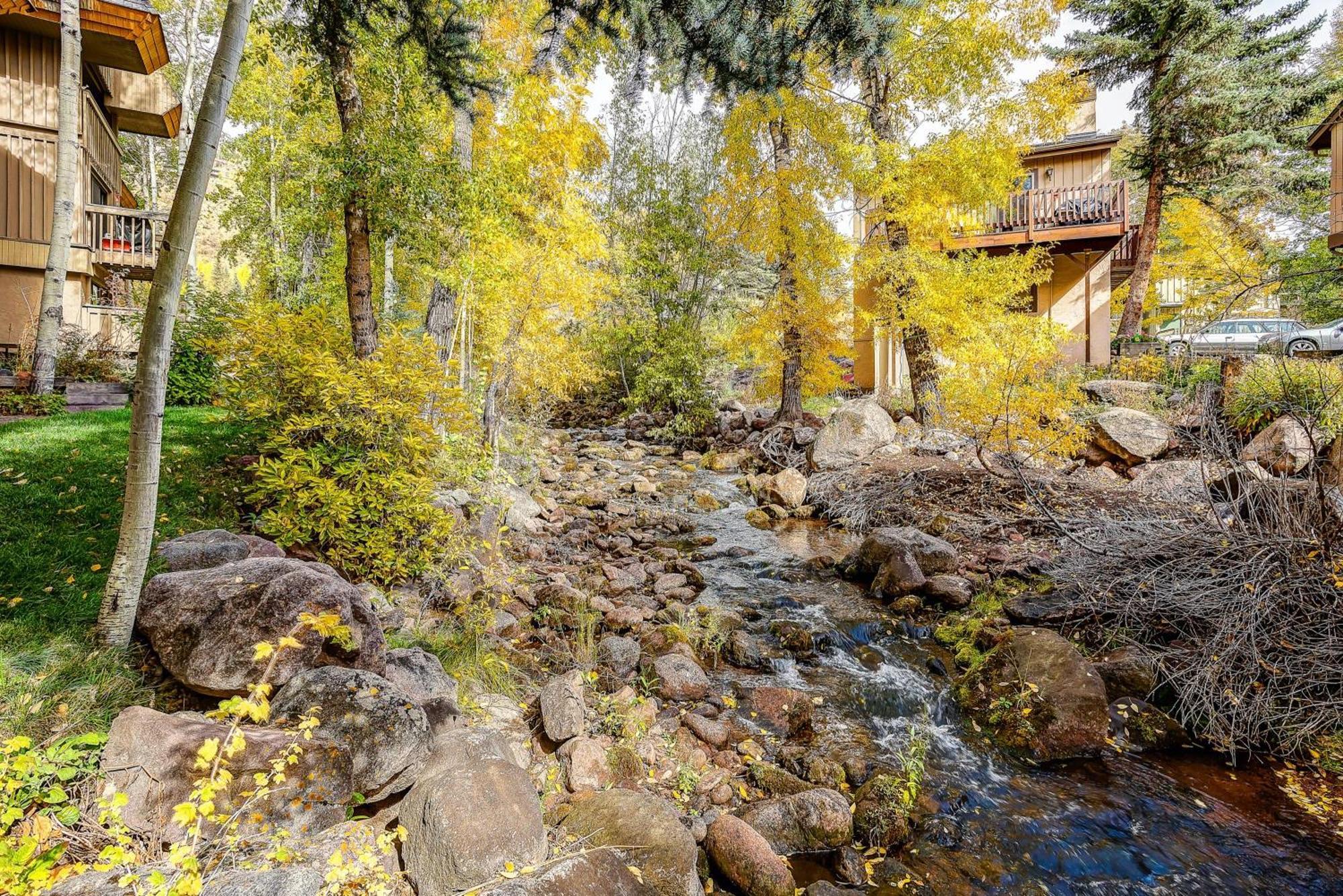 Вілла Peaceful Creek View From The Deck! Walk To Shuttle Вейл Екстер'єр фото